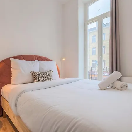 1 Bedroom Near Catholic Daire Lille