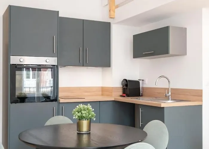Daire 1 Bedroom Near Catholic